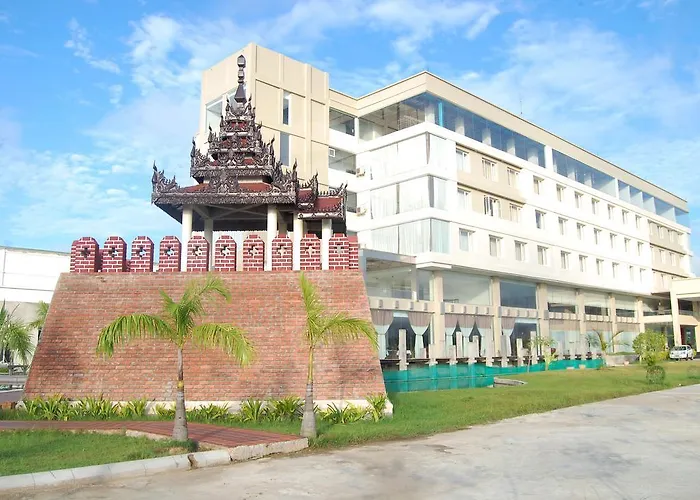 Man Myanmar Hotel