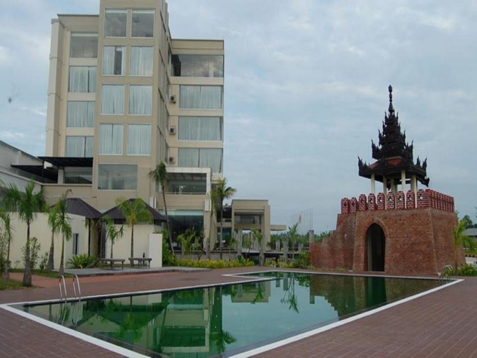 Man Myanmar 3*